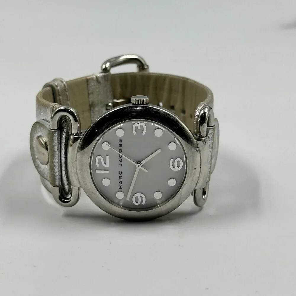 Marc Jacobs Watch Women Silver Tone White Dial Leather Band New Battery